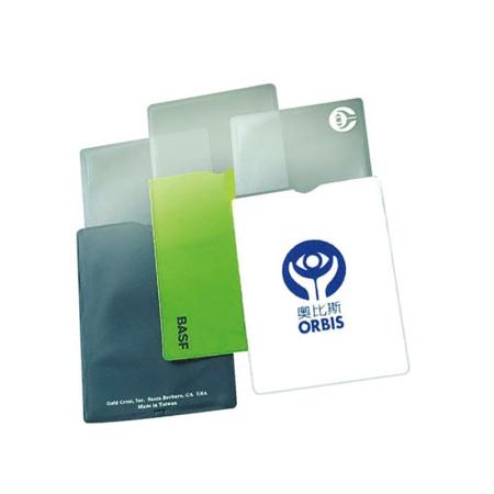 Pocket sheet magnifier with case