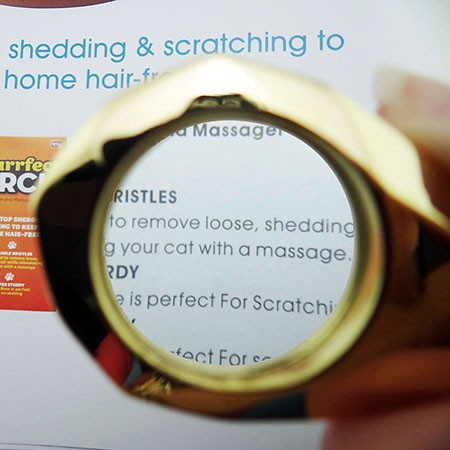 Lupa de collar en forma de lágrima para leer