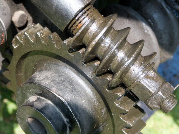 Ju Feng offers the steel material that can be used for worm shaft.