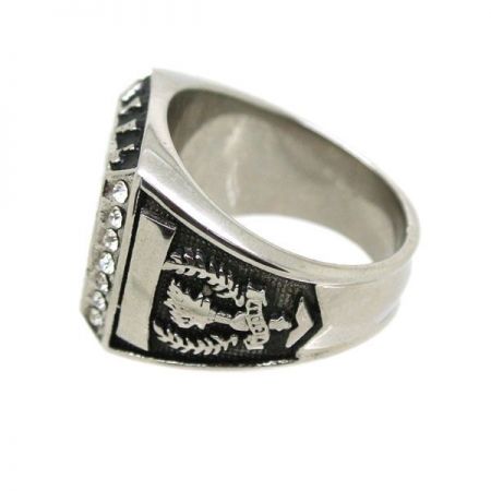 Anillo de Metal de Campeón