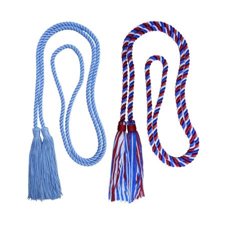 Cordoni di laurea personalizzati e frange per laurea - Le corde di laurea personalizzate di alta qualità sono lunghe 170 cm in totale e includono frange. Sono perfette per qualsiasi cerimonia di laurea!