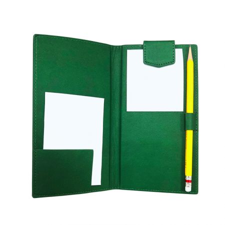 Innensicht eines emerald Lederbeleghalters