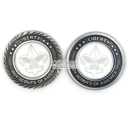 Diamond Cut Border crystal coins