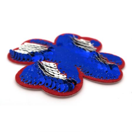 Broderi flip paillet badges