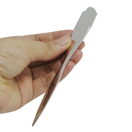 coltello per lettere inciso