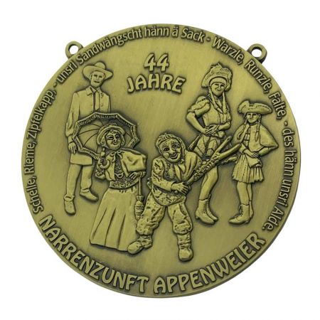 Skræddersyede karnevalmedaljer - Orden Narrenzunft Appenweier med 3D-detaljer og antik guldfinish