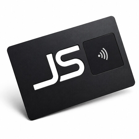 Thẻ doanh nghiệp NFC kim loại đen tùy chỉnh với các lỗ cắt hình JS và khu vực thẻ NFC hình vuông.