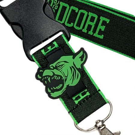 dây đeo cổ tùy chỉnh với miếng PVC bulldog xanh được may vào
