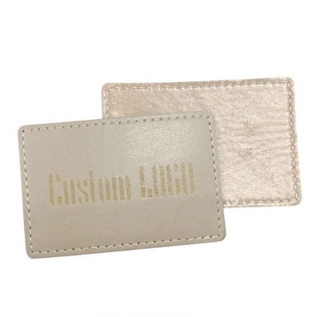 patch in pelle personalizzata con incisione laser