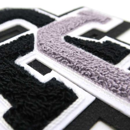 fabricante de parches de monograma de chenille