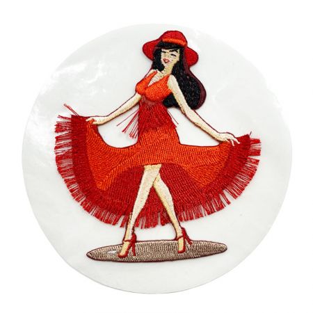 écusson brodé de fille personnalisée avec papier ciré