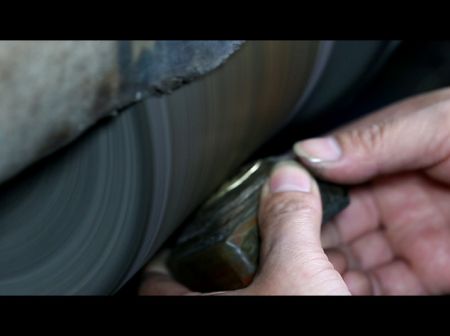 カラー研磨と光沢研磨 - 手動研磨機