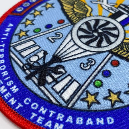 écusson brodé logo personnalisé en gros