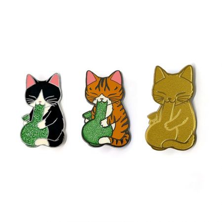 Customized Glitter Badges - Customized Glitter Badges