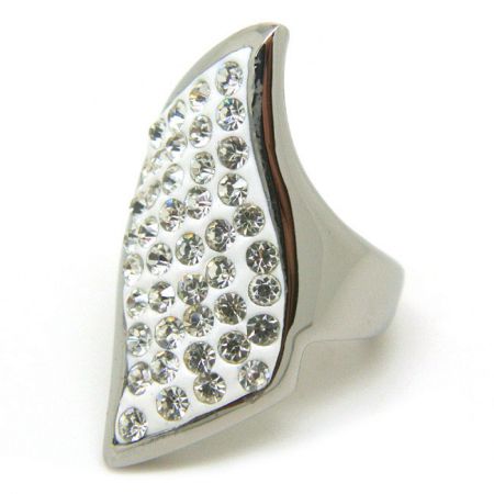 Ringe im Vintage-Stil zu verkaufen