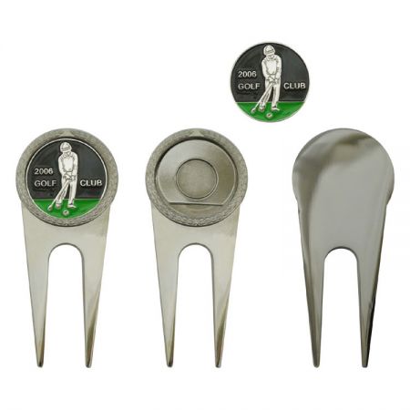 The Best Golf Ball Mark Tools