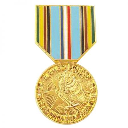 Spersonalizowany medal złocony