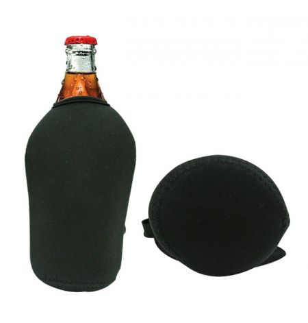 Manicotti isolati in neoprene per bottiglie di bevande