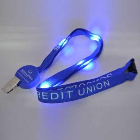 cordón LED brillante con clip para insignia - cordón LED brillante con clip para insignia