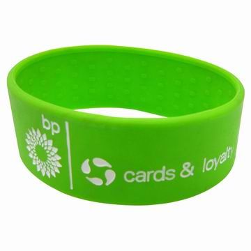 bracelet en silicone personnalisé en gros avec logo