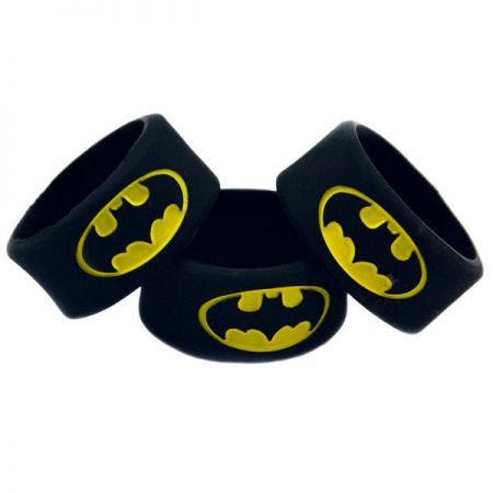anello in silicone per dito personalizzato