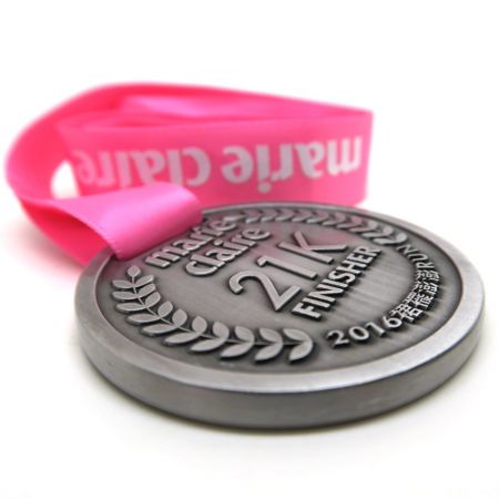 médaille de course de marathon sur mesure
