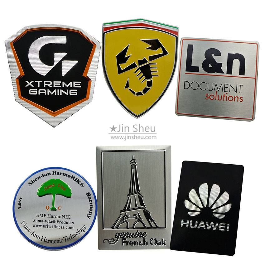 Plaques personnalisées avec logos
