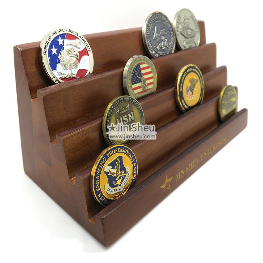 Challenge Présentoir à pièces de monnaie militaire en bois, 11 rangées,  peut contenir 70 à 80 pièces