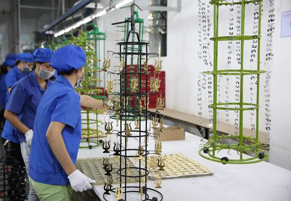 Mukautettu rintamerkki sähkökemiallinen pinnoitus