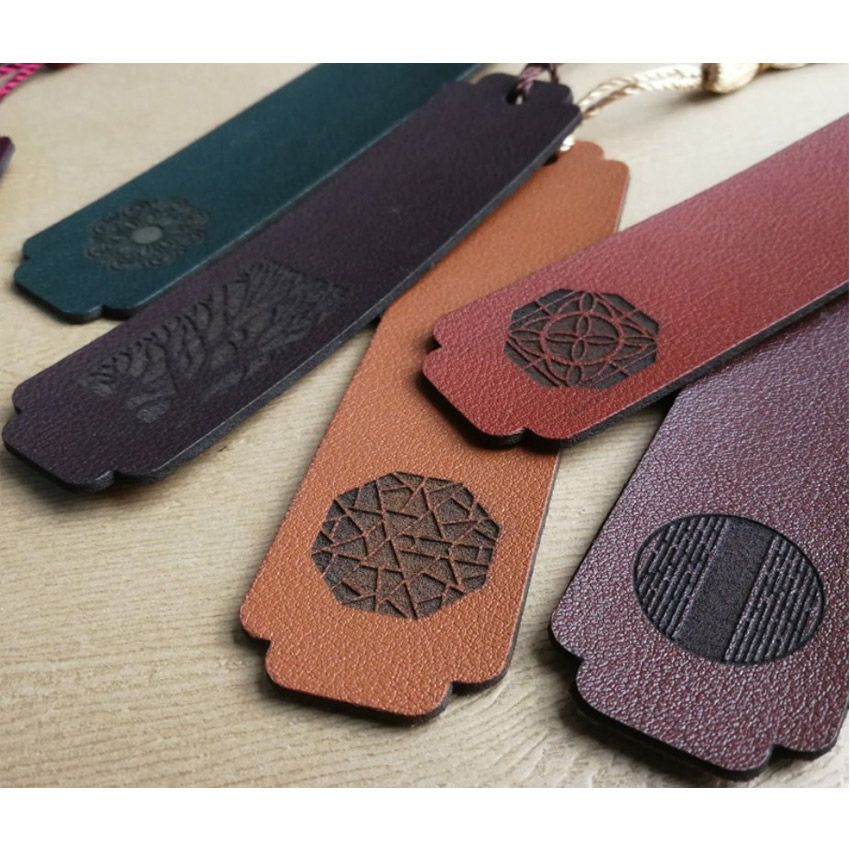 OEM Chinoiserie Antique Leather Bookmarks custom laser engraved logo