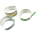 Pulseiras sintéticas descartáveis