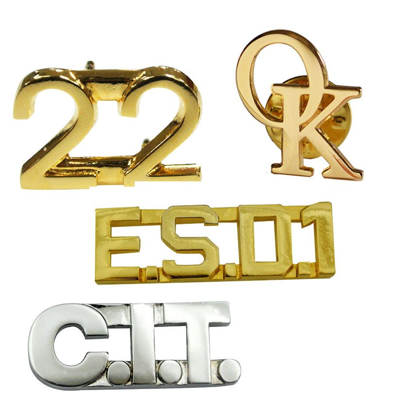 Wycięte litery i cyfry