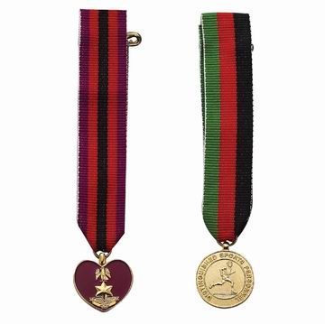 Medallas militares personalizadas con cinta - Medallas Militares, Medallas  de Servicio Militar, Cintas de Ribete Cortas, Fabricante de productos  promocionales de llaveros y pines de esmalte