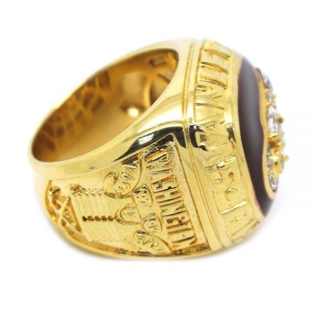 Rhinestone Champion Ring Maker