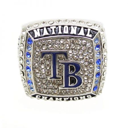 Nhẫn vô địch thế giới - Nhẫn vô địch thế giới