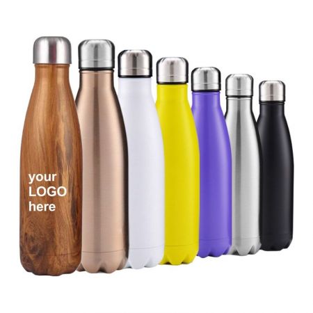Botella de agua en forma de cola - Botella aislada promocional