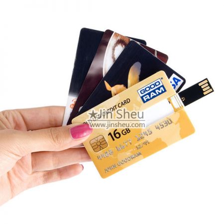 Memoria USB en forma de tarjeta de crédito