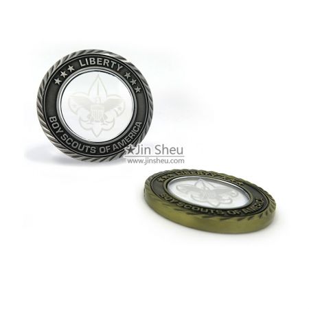 moedas de cristal transparente