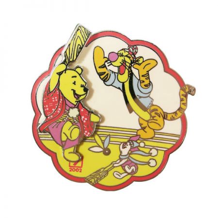 Ghim cài áo trượt hình gấu Disney Winnie Pooh