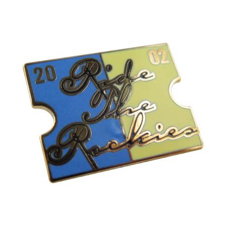Broches en cloisonné