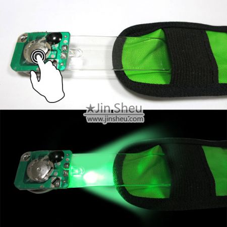 สร้อยข้อมือสแล็ปแสง LED แบบแขน