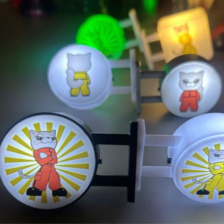 Individuelle Lichtbox-LED-Schlüsselanhänger - Lustige Kühlschrankmagneten mit individuellem UV-Druck