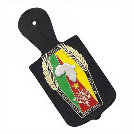 Skilt i lær til nøkkelringer - Lærmerkeprodusent