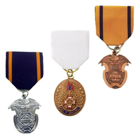 カスタム軍事メダルとリボン - 軍事勲章リボンドレープ