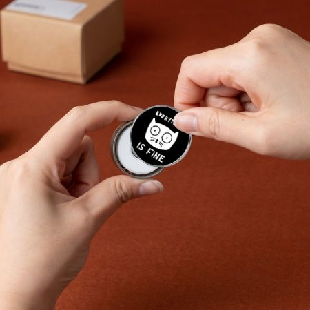 Medaglione diffusore per aromaterapia in auto con clip per bocchette d'aria