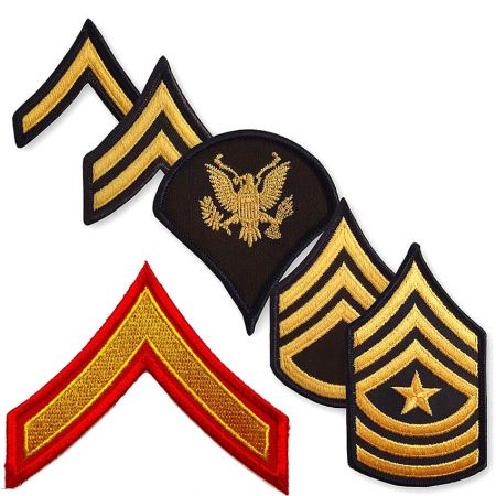 Huy hiệu đơn vị quân đội và huy hiệu cấp bậc quân đội