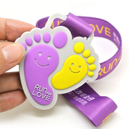 เหรียญแข่ง PVC