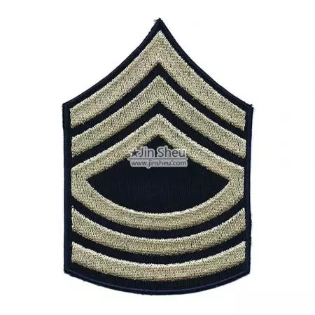 Huy hiệu Trung sĩ - Huy hiệu thêu Trung sĩ