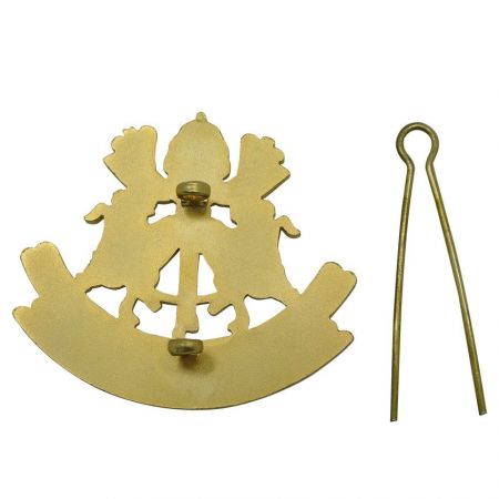 Huy hiệu nón vintage làm theo yêu cầu