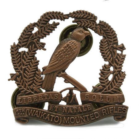 Cap badge of the Waikato Mounted Rifles